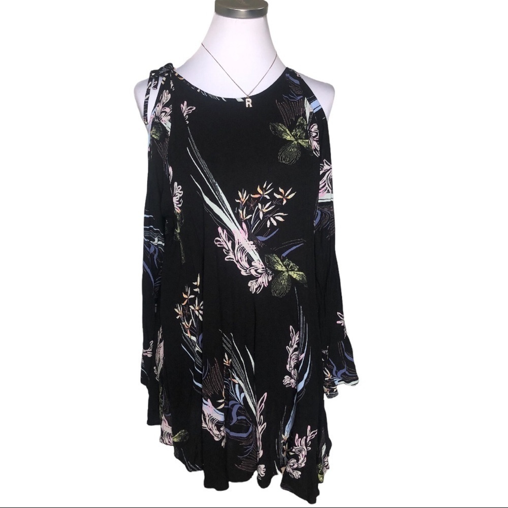⚫️ FREE PEOPLE off shoulder long sleeves flowy dress​​​​​